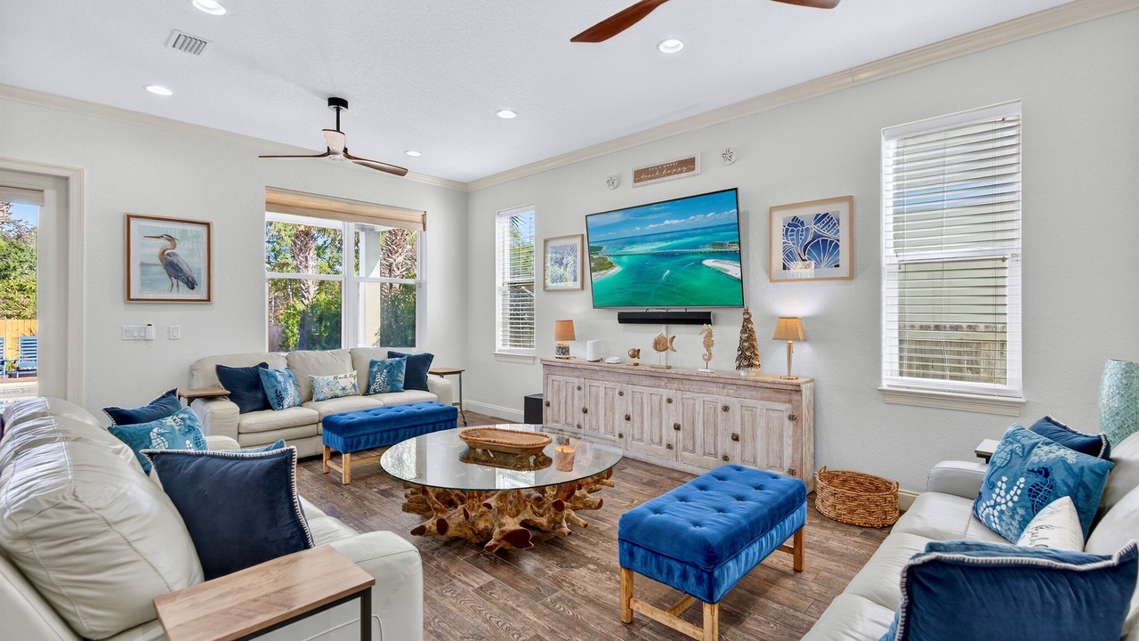 Photo of Bedroom in Crystal Beach