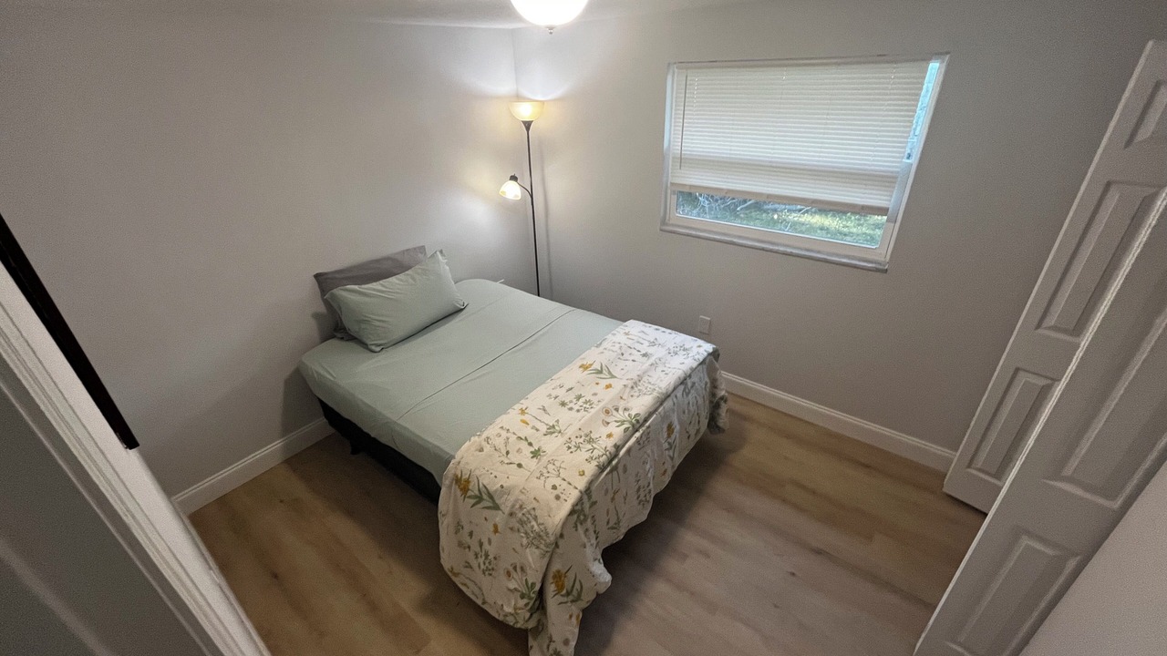 Photo of Bedroom in Seffner Community Alliance
