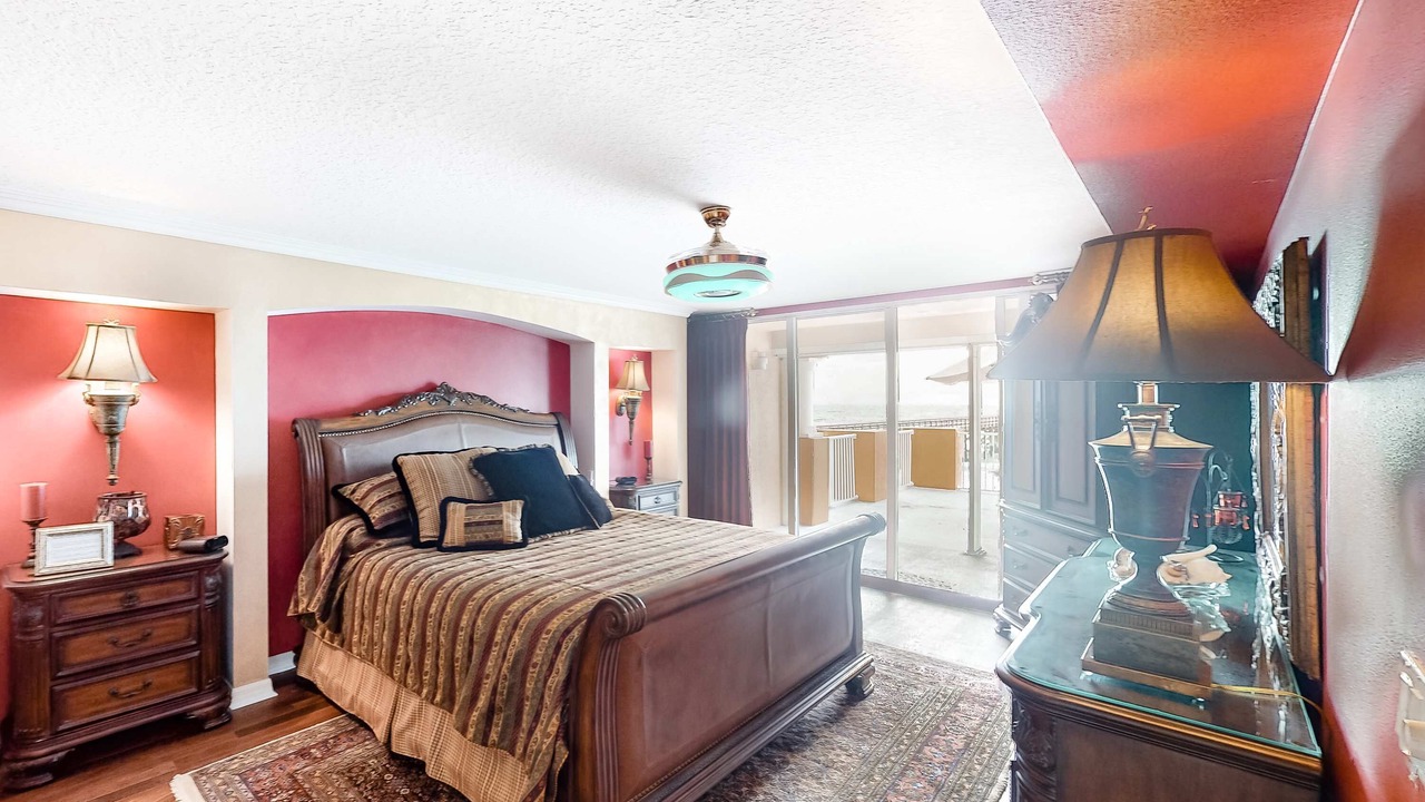 Photo of Bedroom in Redington Beach