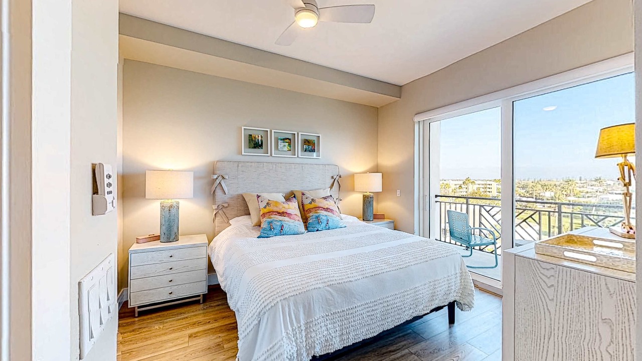 Photo of Bedroom in Madeira Beach