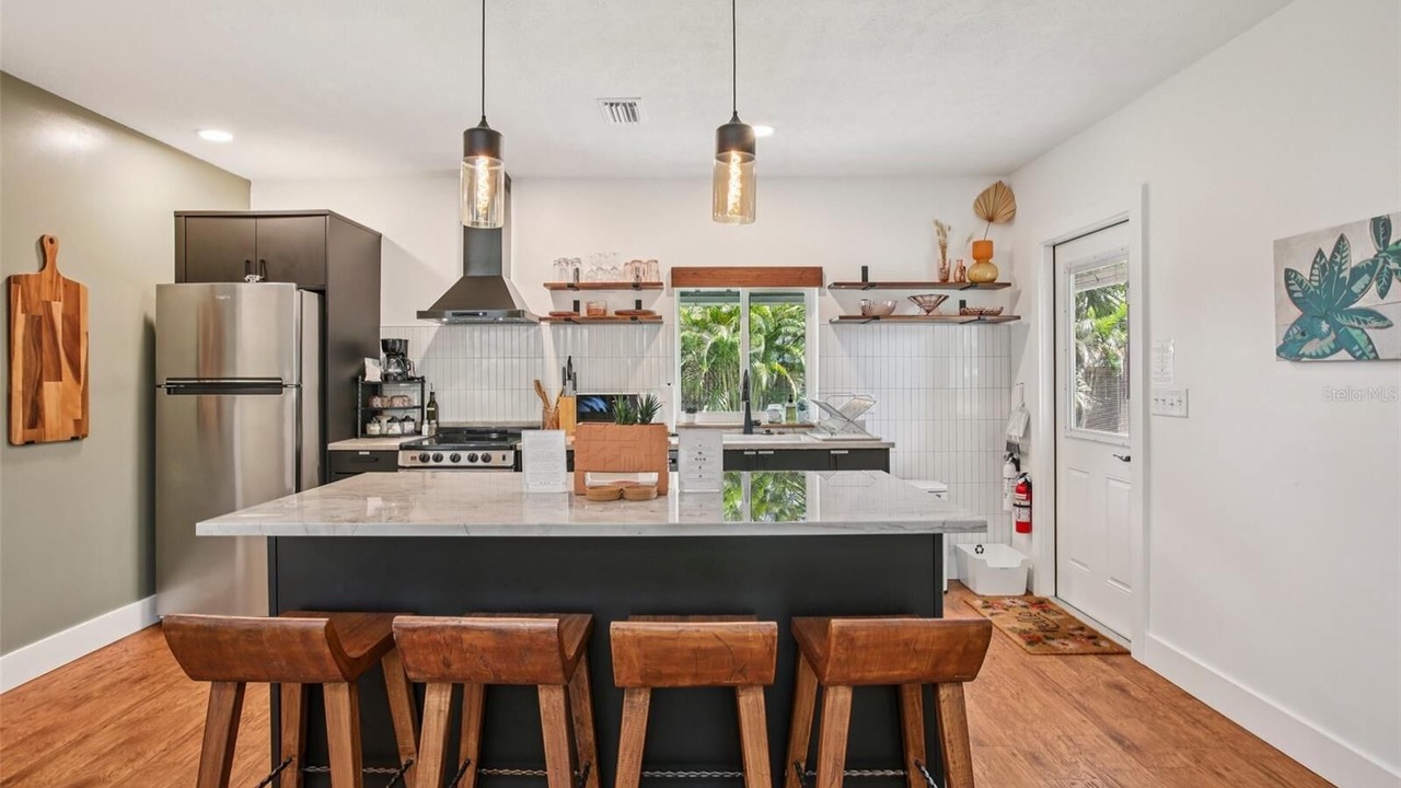 Photo of Kitchen in Bearss Plaza