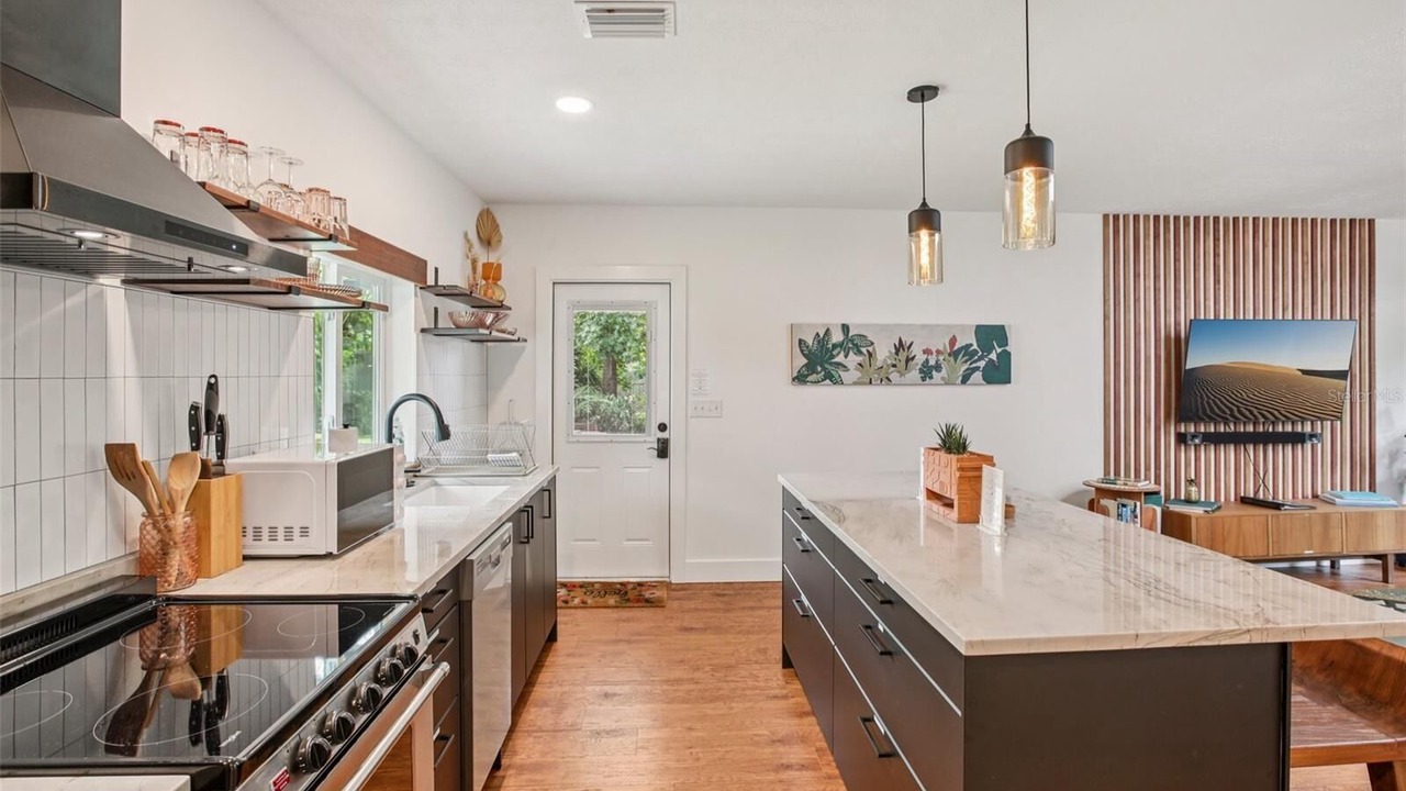 Photo of Kitchen in Bearss Plaza