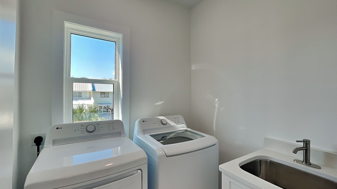 Photo of Bedroom in Gulf Lagoon Beach