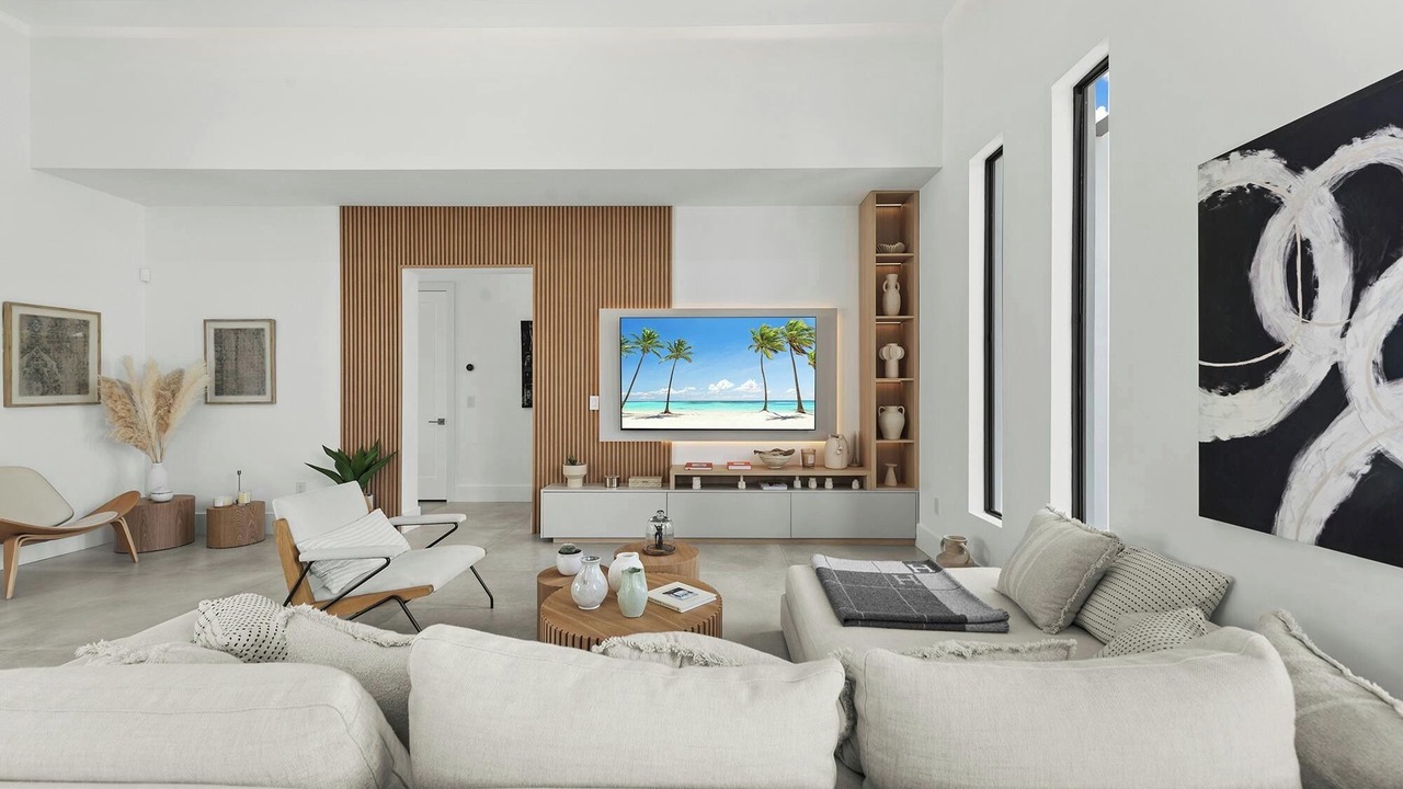 Photo of Livingroom in Olympia Heights