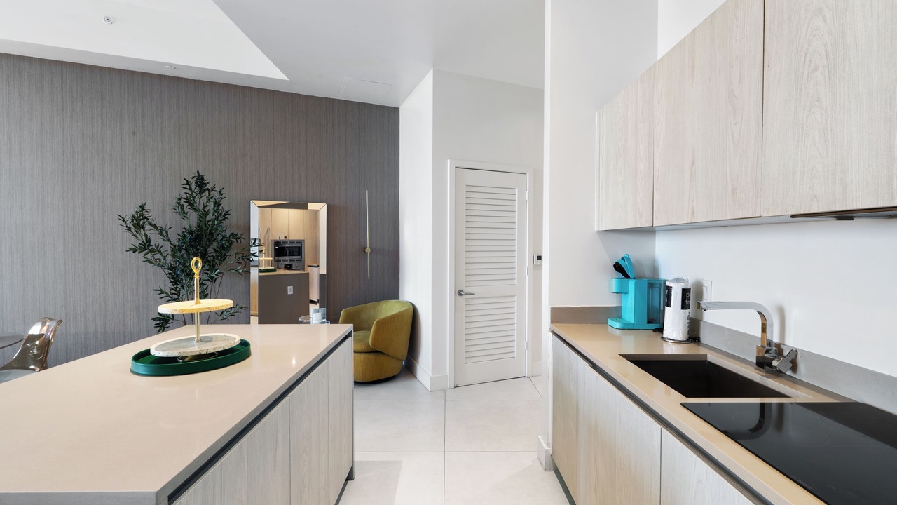 Photo of Kitchen in Hollywood South Central Beach
