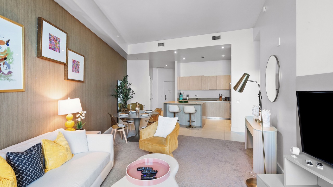 Photo of Livingroom in Hollywood South Central Beach