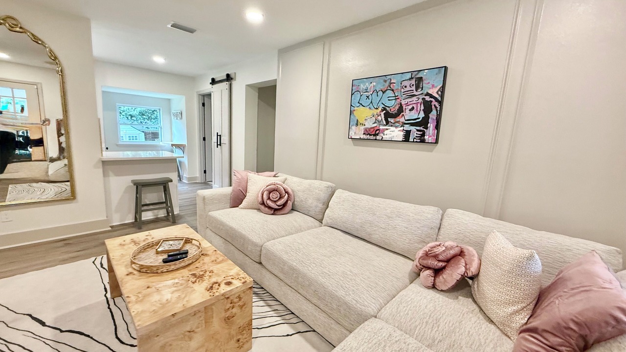 Photo of Livingroom in Tallahassee