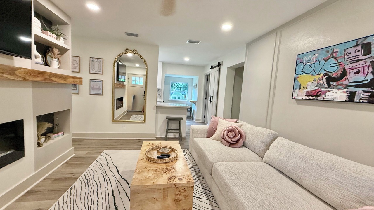 Photo of Livingroom in Tallahassee