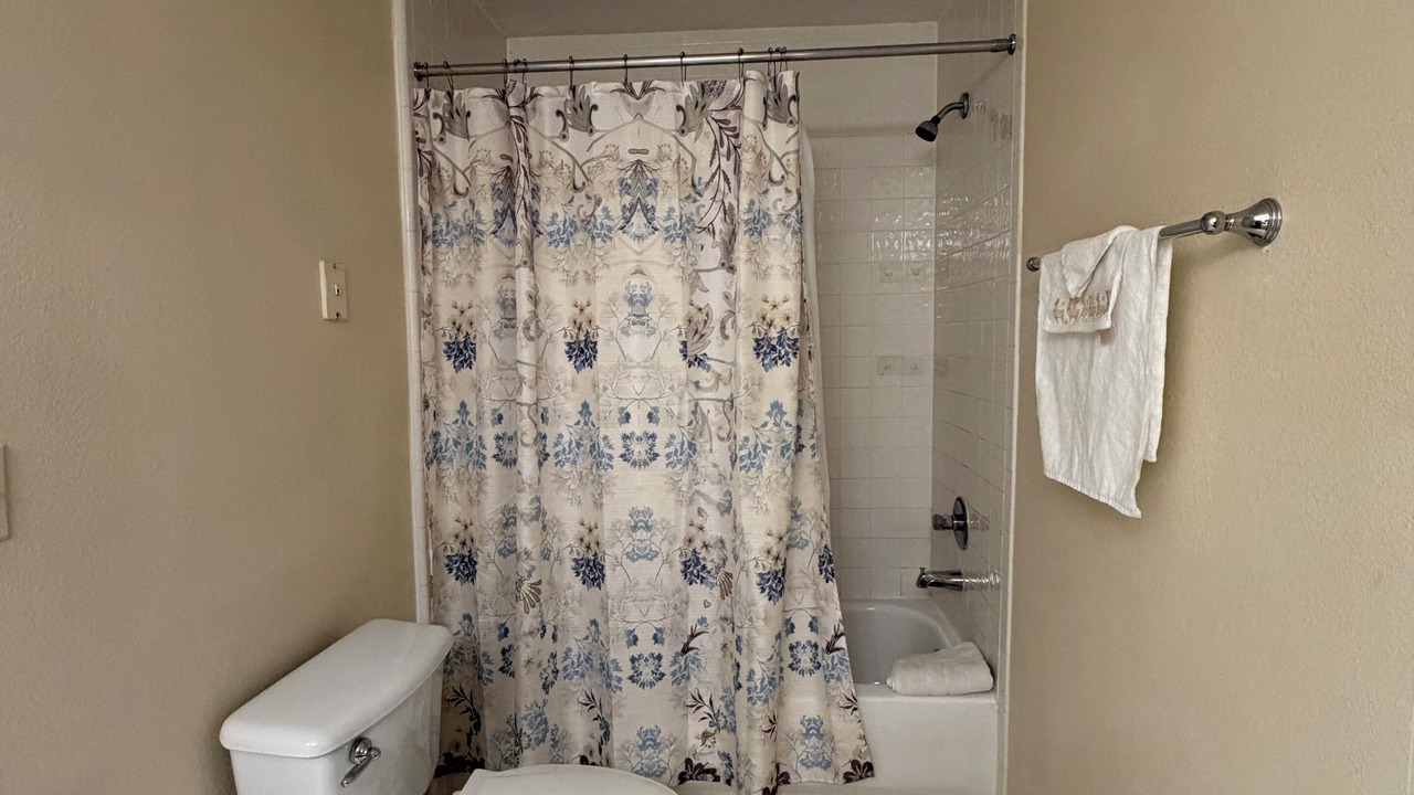 Photo of Bathroom in Kirkman North