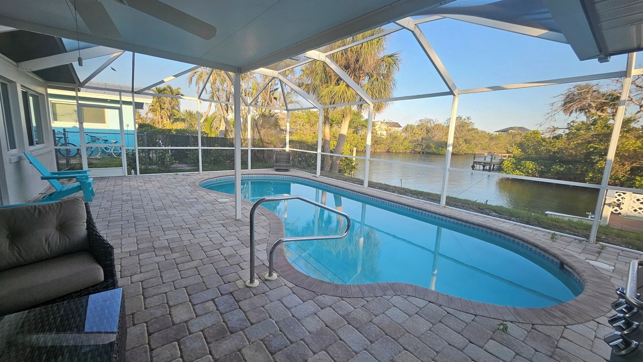 Photo of Outdoor in Mid Island