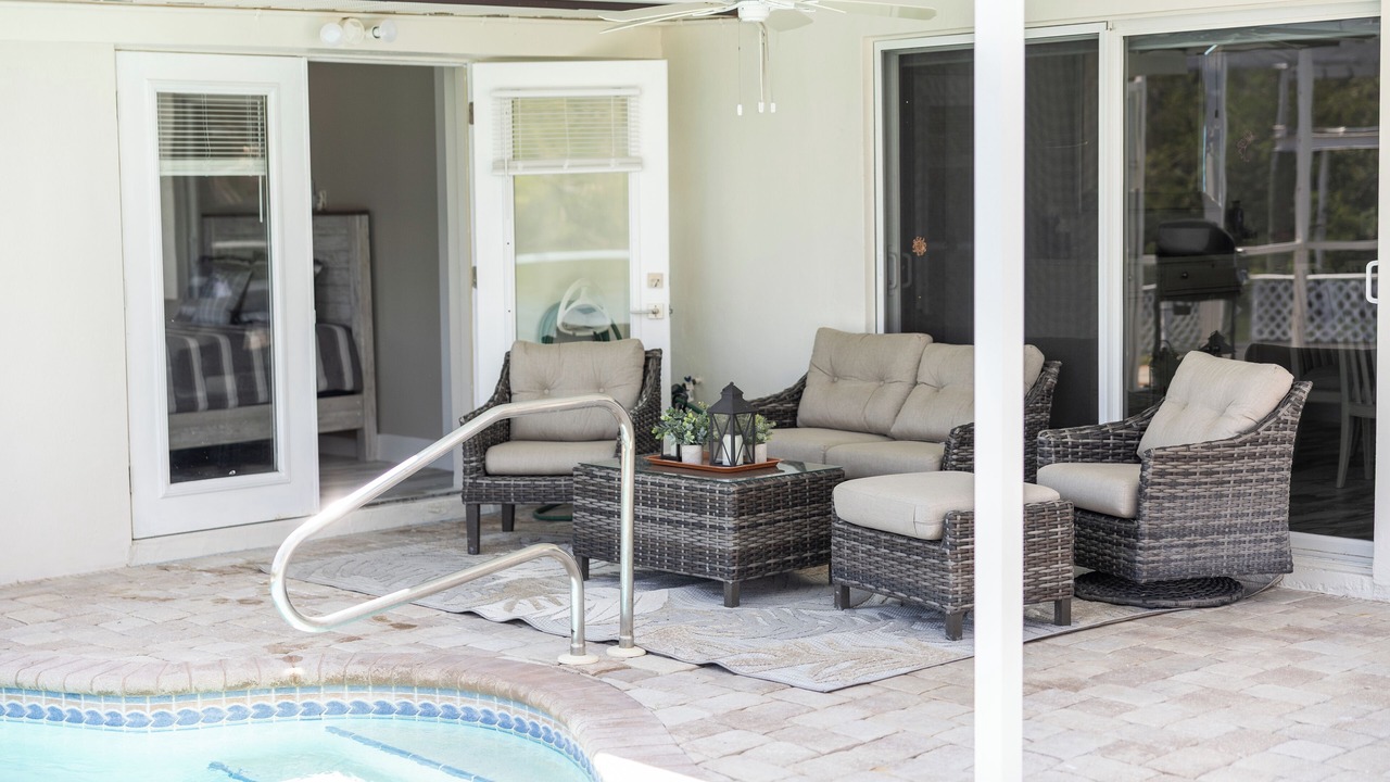 Photo of Outdoor in Mid Island