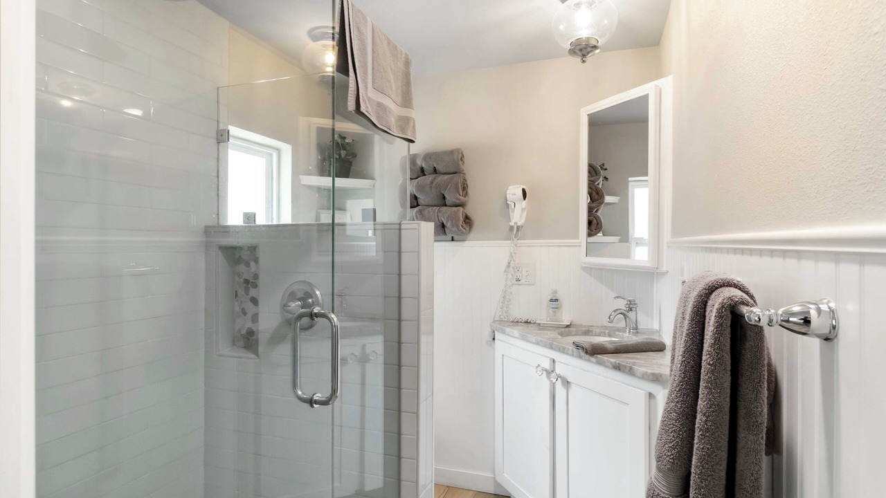 Photo of Bathroom in Ridge Wood Heights