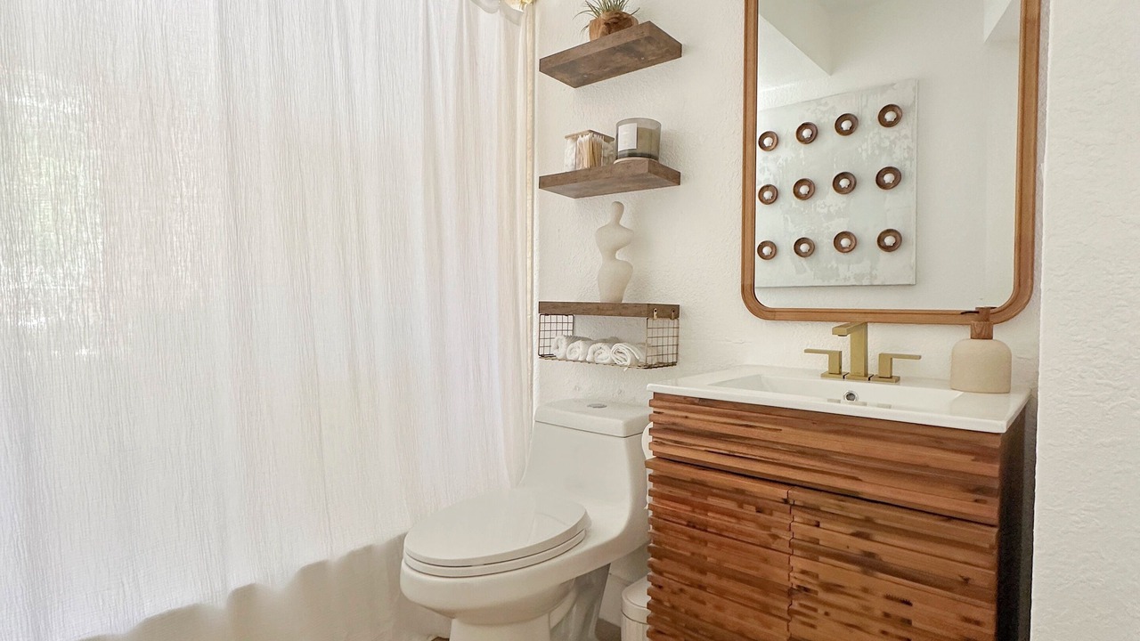 Photo of Bathroom in Rock Harbor