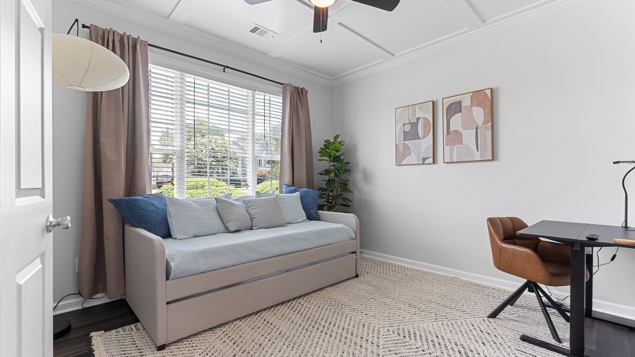 Photo of Livingroom in Warner Robins