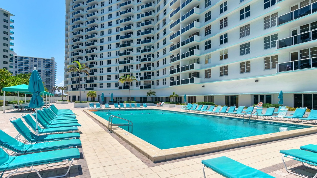 Photo of Outdoor in Hollywood South Central Beach