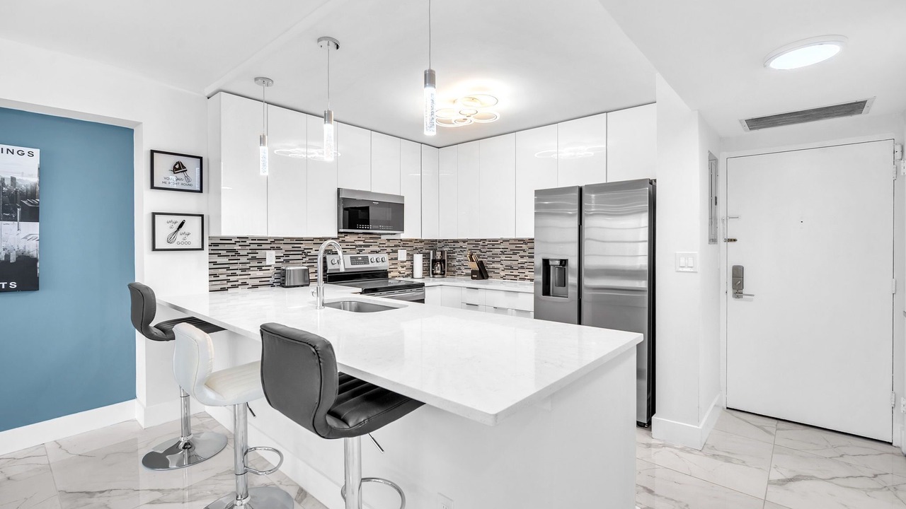 Photo of Kitchen in Hollywood South Central Beach