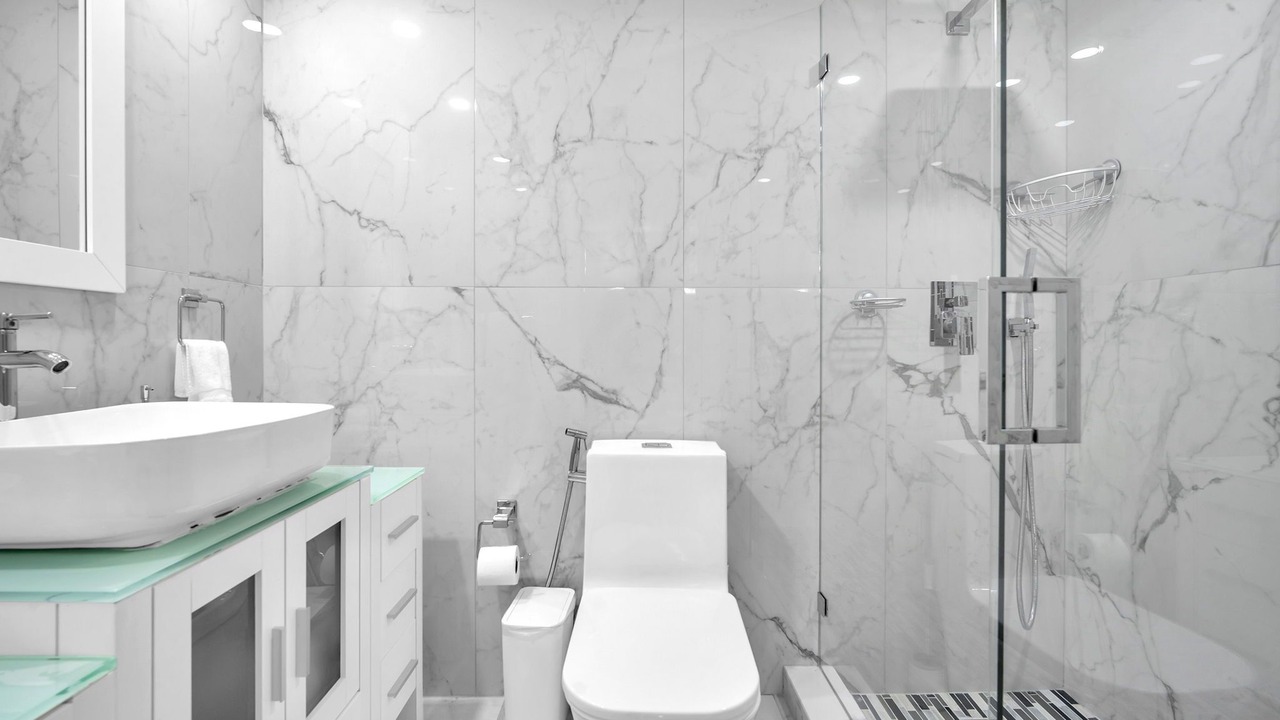Photo of Bathroom in Hollywood South Central Beach