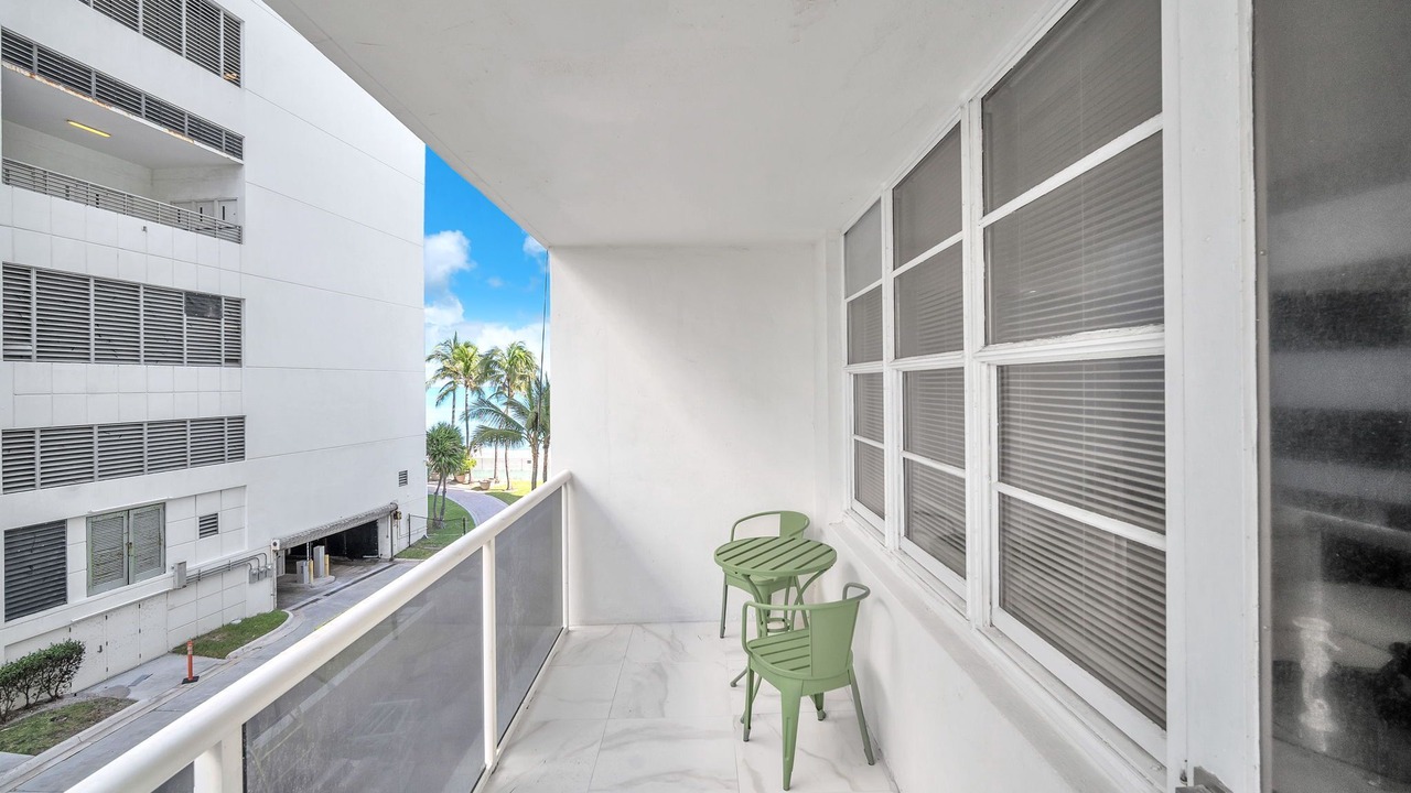 Photo of Outdoor in Hollywood South Central Beach