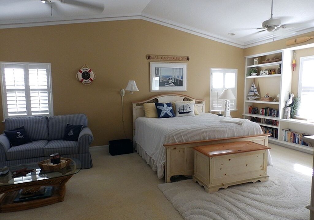 Photo of Bedroom in Lake County