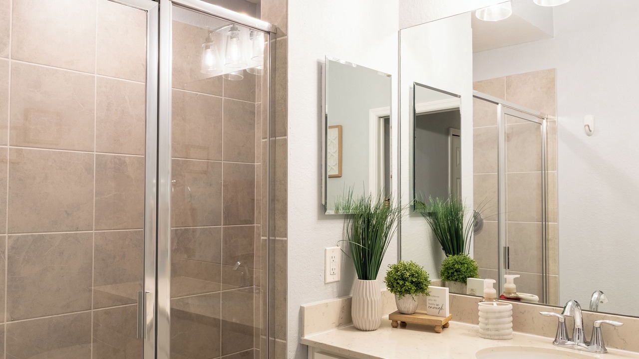Photo of Bathroom in Lakewood Ranch