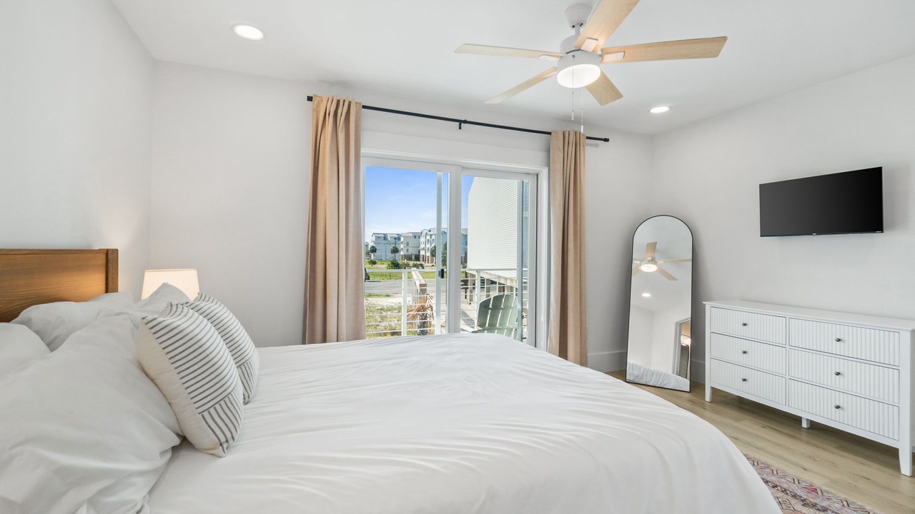 Photo of Bedroom in Mexico Beach
