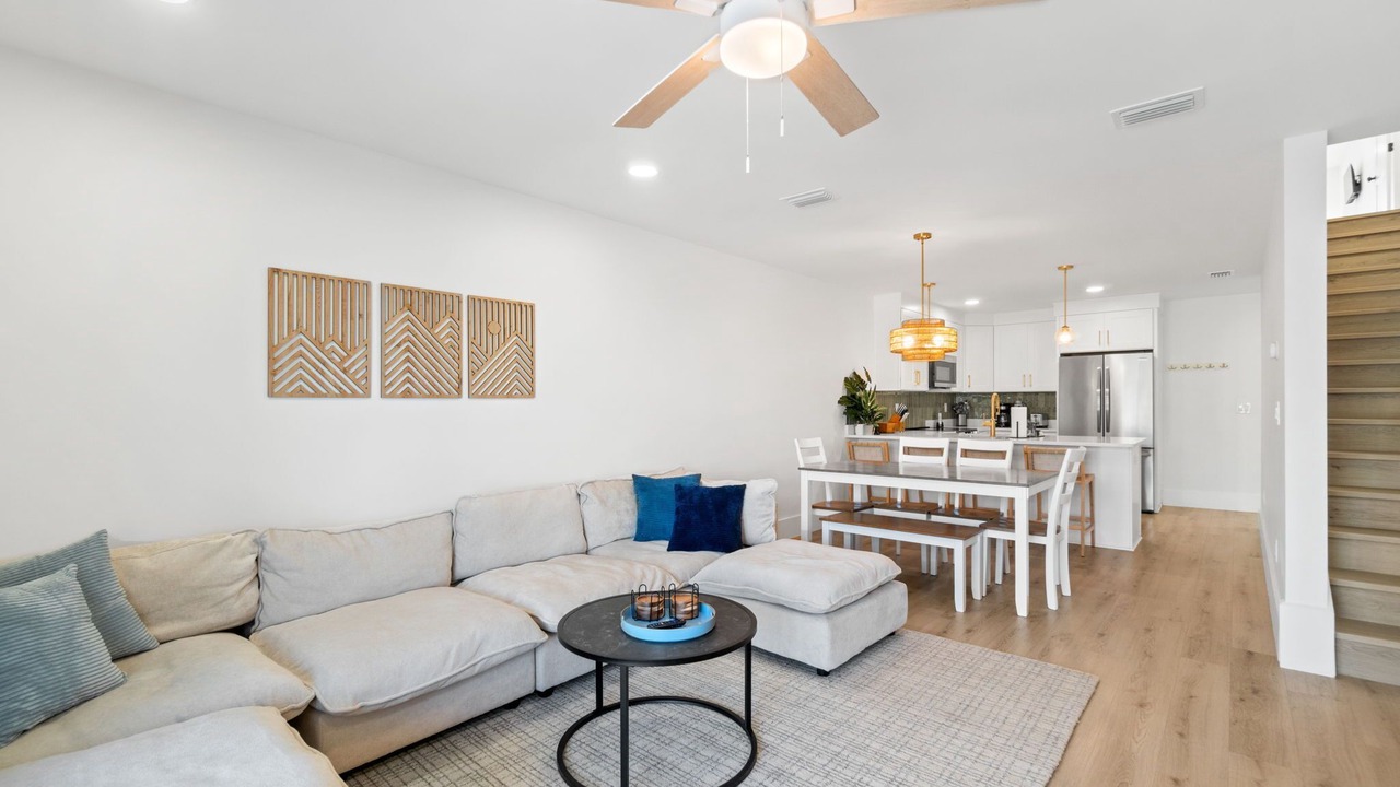 Photo of Livingroom in Mexico Beach