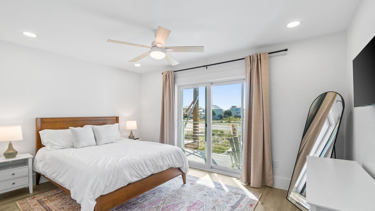 Photo of Bedroom in Mexico Beach