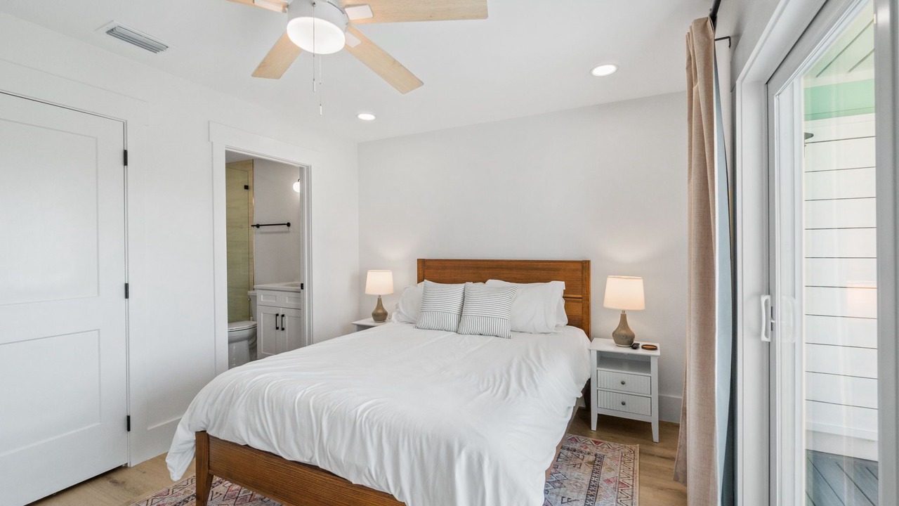 Photo of Bedroom in Mexico Beach