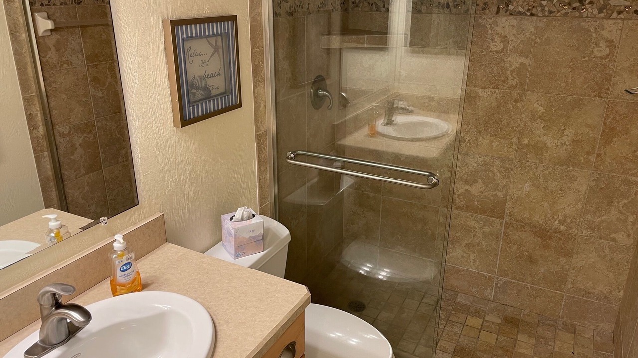 Photo of Bathroom in Point East