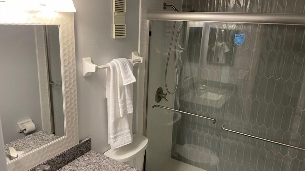 Photo of Bathroom in Point East