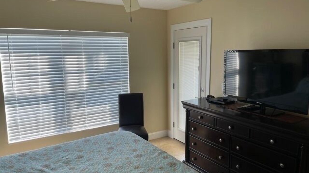 Photo of Bedroom in Point East