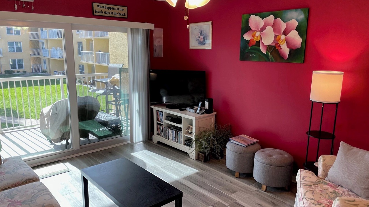 Photo of Livingroom in Point East
