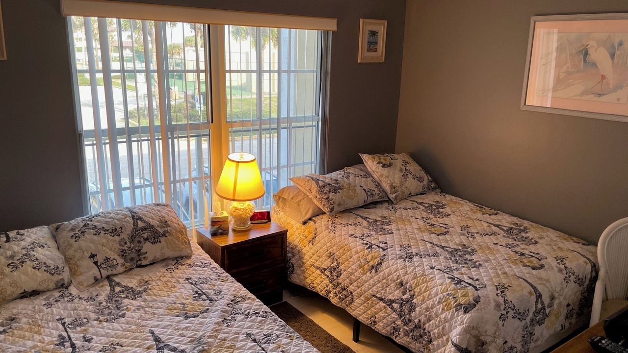 Photo of Bedroom in Point East