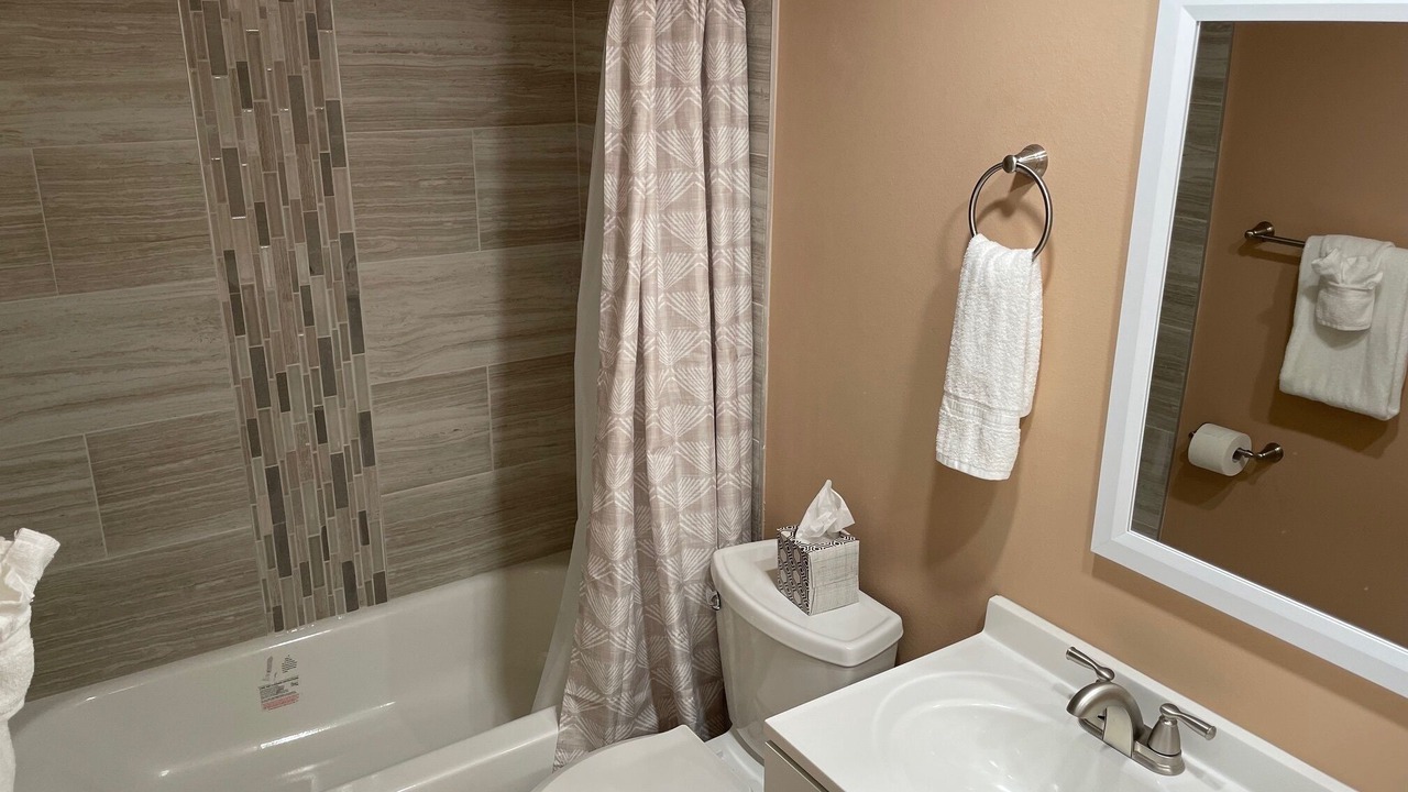 Photo of Bathroom in Point East