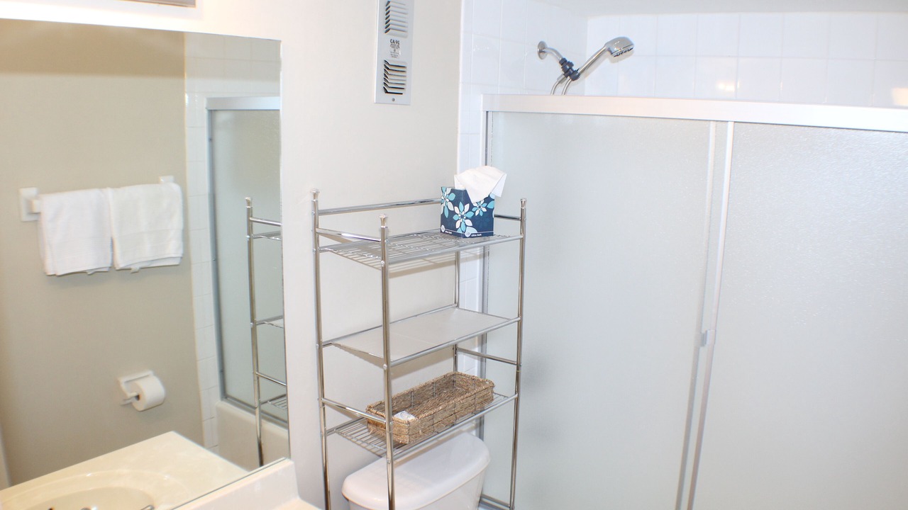 Photo of Bathroom in Point East