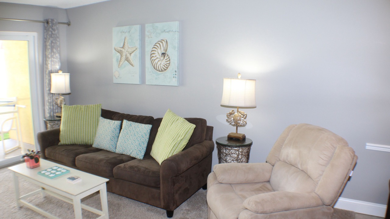 Photo of Livingroom in Point East