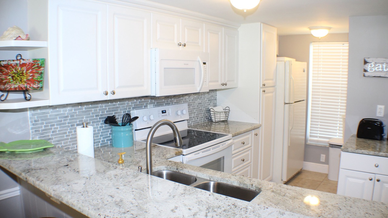 Photo of Kitchen in Point East