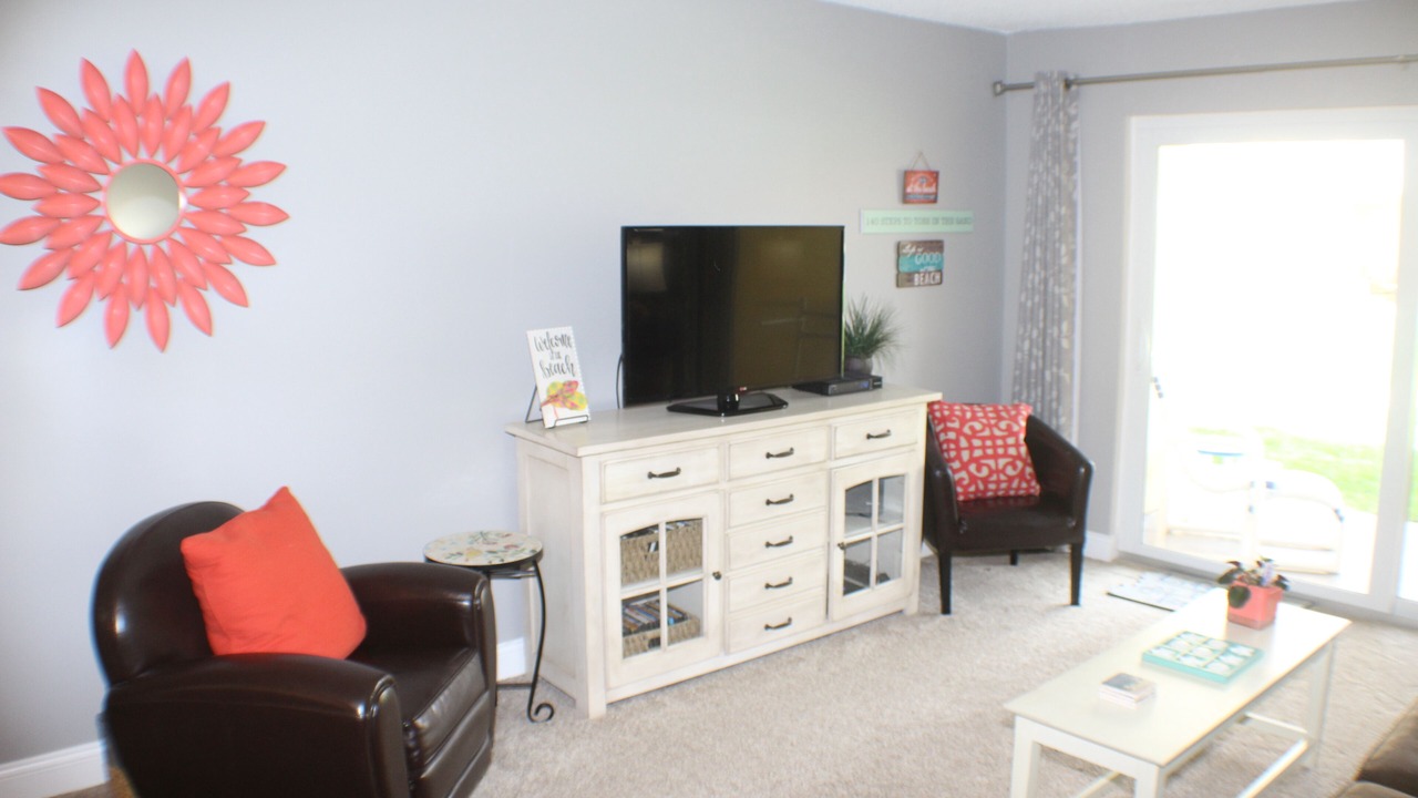 Photo of Livingroom in Point East