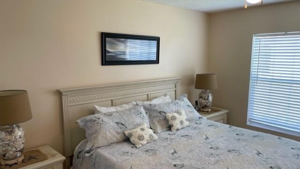 Photo of Bedroom in Point East