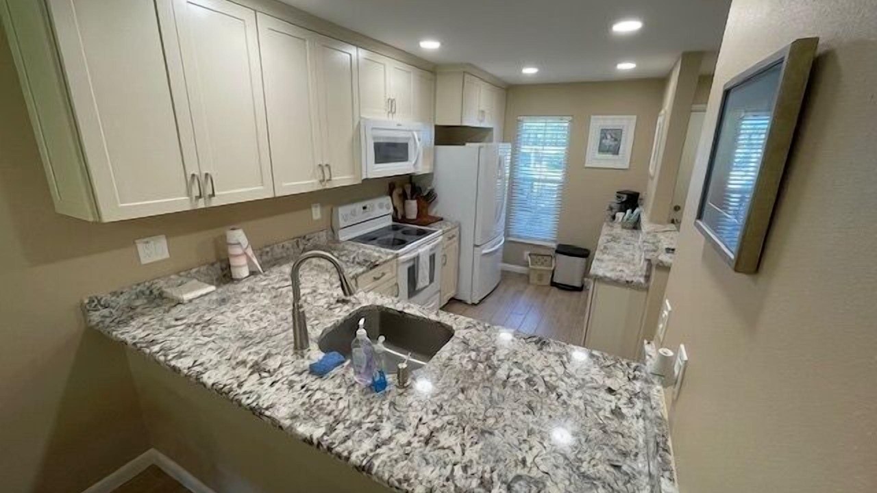Photo of Kitchen in Point East