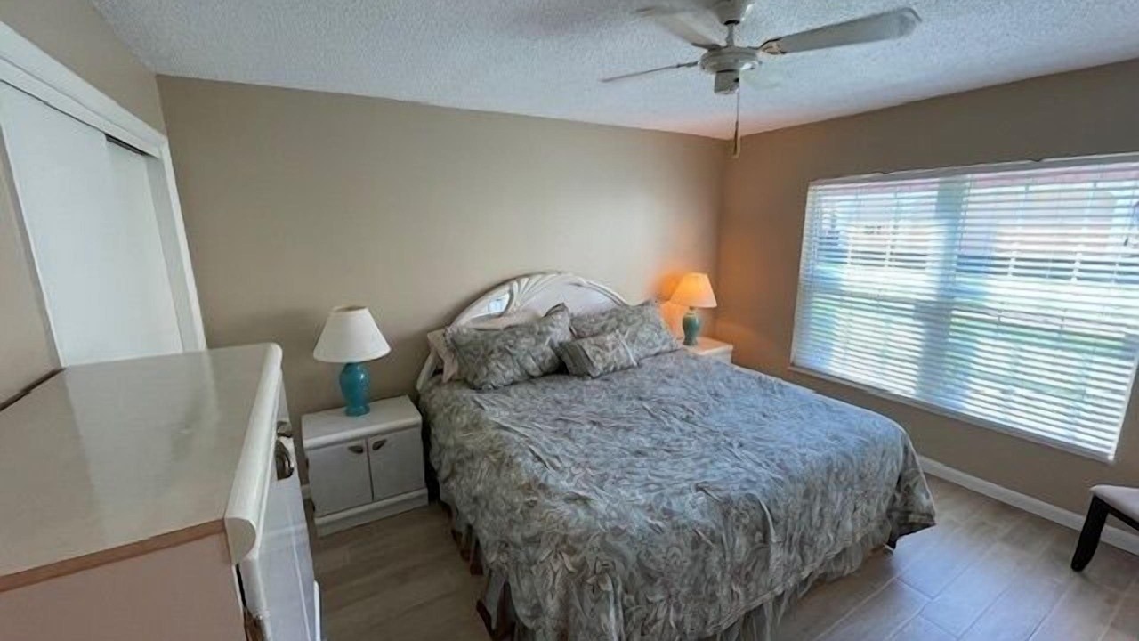 Photo of Bedroom in Point East