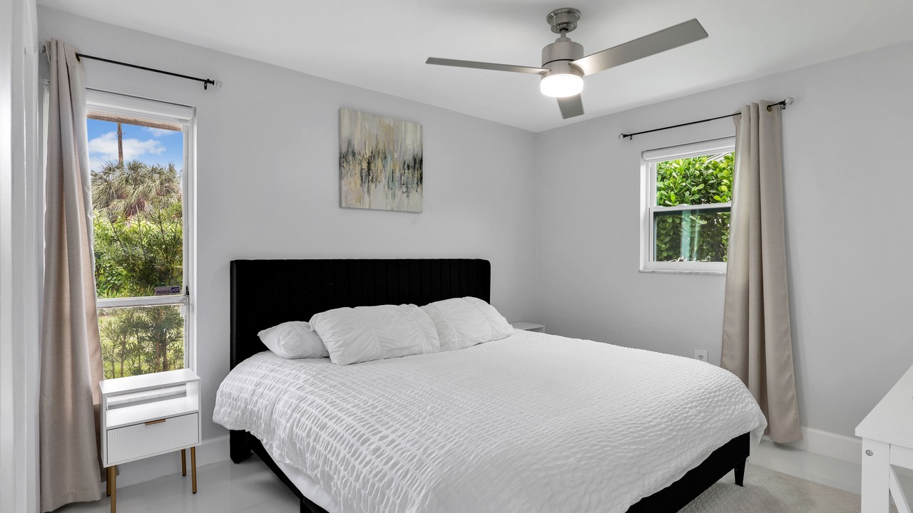 Photo of Bedroom in Central Naples