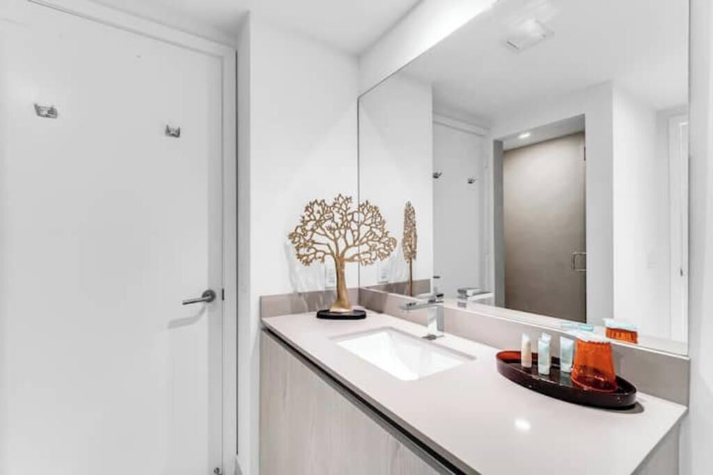 Photo of Bathroom in Hollywood South Central Beach