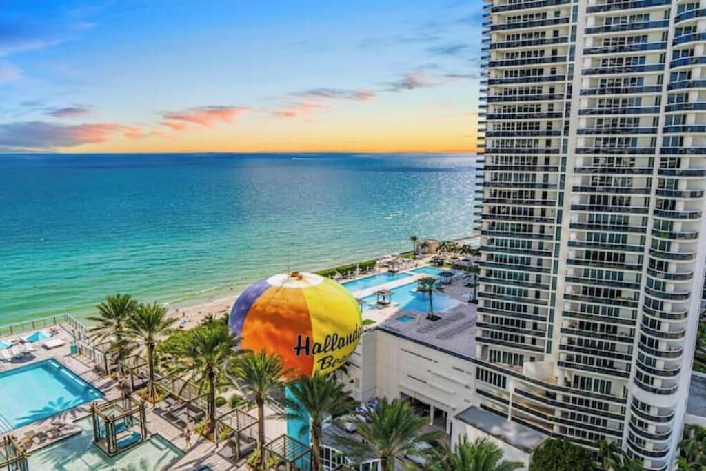 Photo of Outdoor in Hollywood South Central Beach
