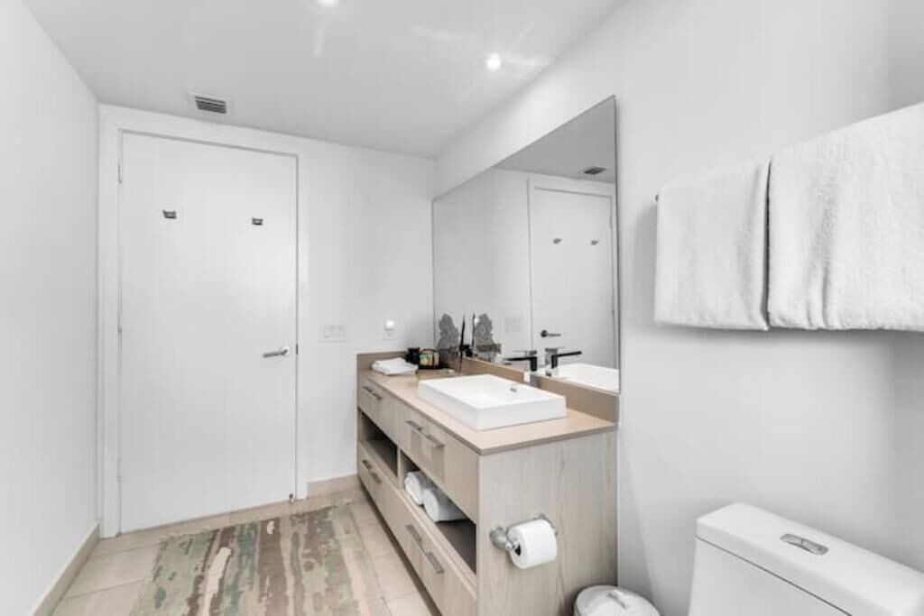 Photo of Bathroom in Hollywood South Central Beach