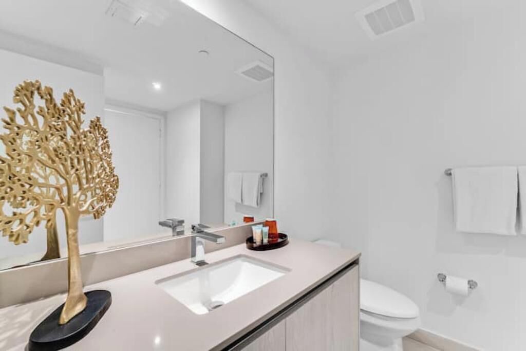 Photo of Bathroom in Hollywood South Central Beach