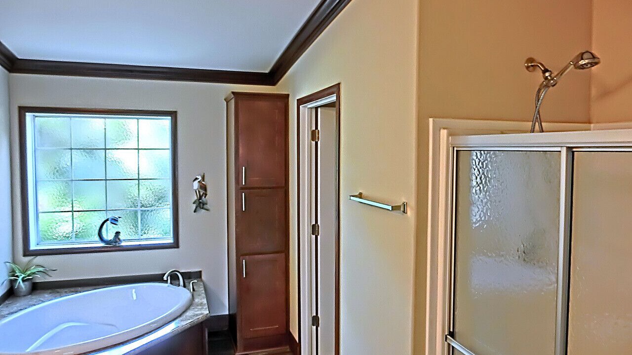 Photo of Bathroom in Weeki Wachee Gardens