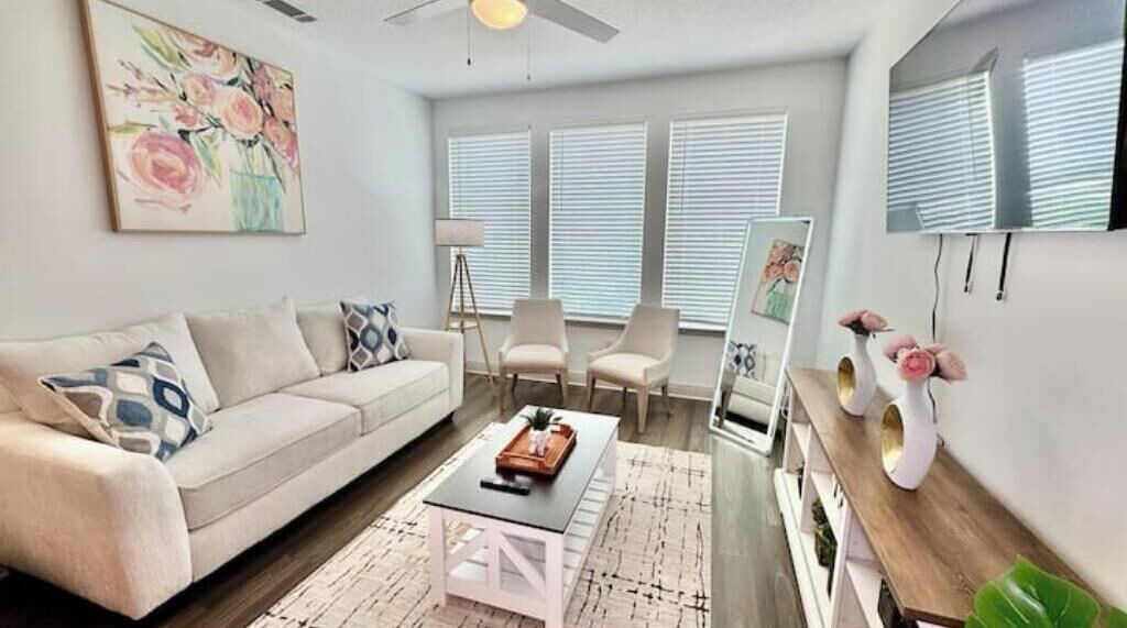 Photo of Livingroom in Deerwood