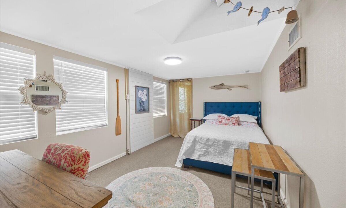 Photo of Bedroom in East Hill