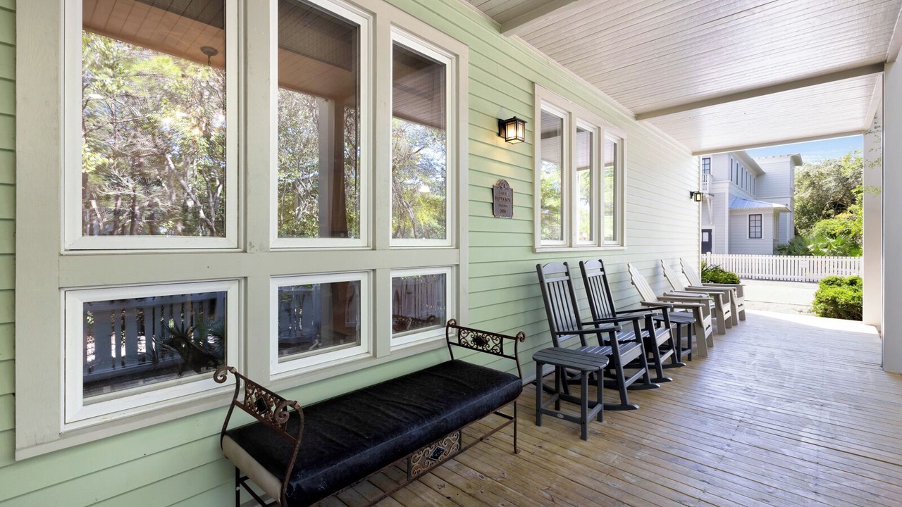 Photo of Patio Balcony in Seaside